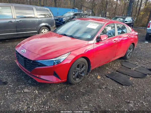 5NPLM4AG4NH076142 2022 HYUNDAI ELANTRA - Image 2