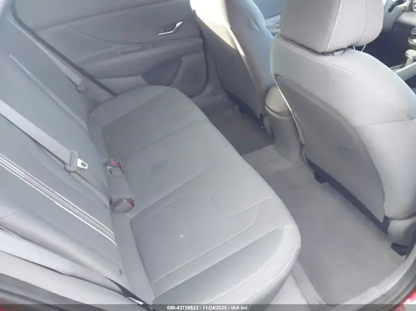 5NPLM4AG4NH076142 2022 HYUNDAI ELANTRA - Image 8