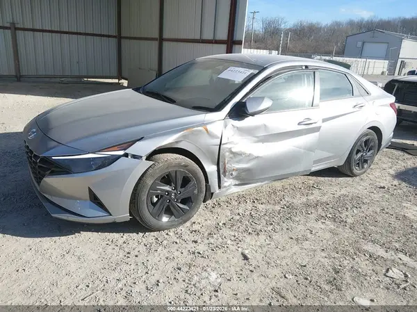 5NPLM4AG4NH077274 2022 HYUNDAI ELANTRA - Image 2