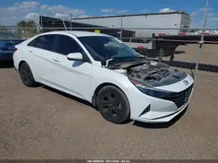 5NPLM4AG4NH077663 2022 HYUNDAI ELANTRA