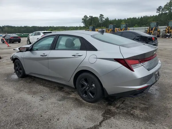5NPLM4AG4NH077842 2022 HYUNDAI ELANTRA - Image 2