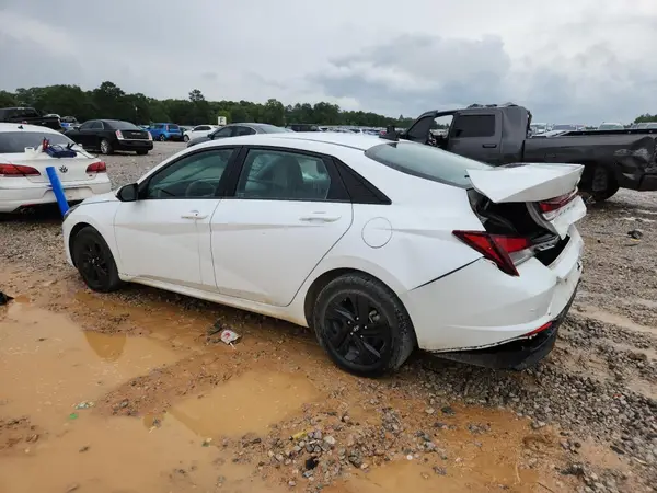 5NPLM4AG4NH084922 2022 HYUNDAI ELANTRA - Image 2