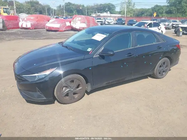 5NPLM4AG4PH087595 2023 HYUNDAI ELANTRA - Image 2