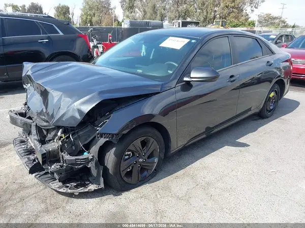 5NPLM4AG4PH090805 2023 HYUNDAI ELANTRA - Image 2