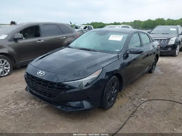 5NPLM4AG4PH098709 2023 HYUNDAI ELANTRA - Image 2
