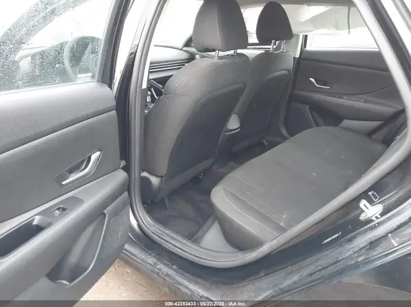5NPLM4AG4PH098709 2023 HYUNDAI ELANTRA - Image 8