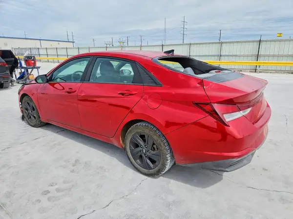 5NPLM4AG4PH100135 2023 HYUNDAI ELANTRA - Image 2