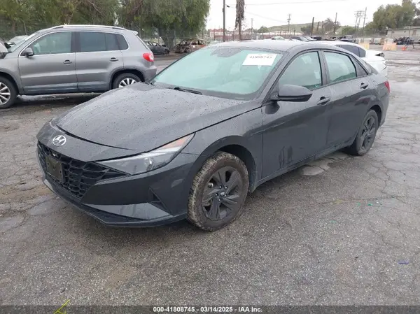 5NPLM4AG4PH102824 2023 HYUNDAI ELANTRA - Image 2
