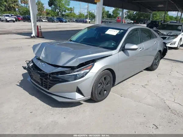 5NPLM4AG4PH103505 2023 HYUNDAI ELANTRA - Image 2