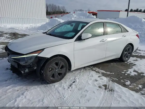 5NPLM4AG4PH104640 2023 HYUNDAI ELANTRA - Image 2