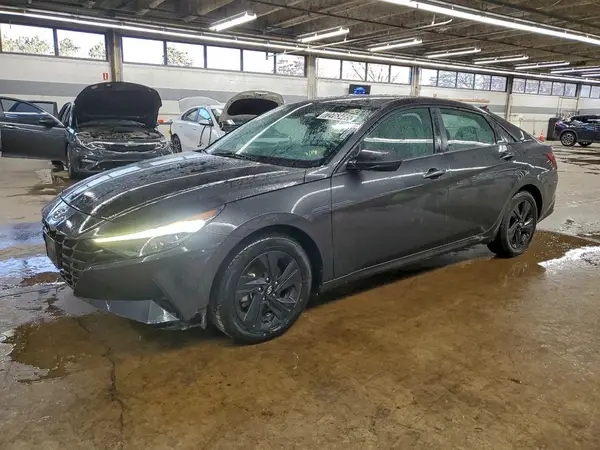 5NPLM4AG4PH104928 2023 HYUNDAI ELANTRA - Image 1