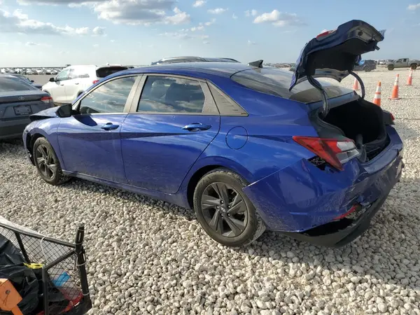 5NPLM4AG4PH108736 2023 HYUNDAI ELANTRA - Image 2