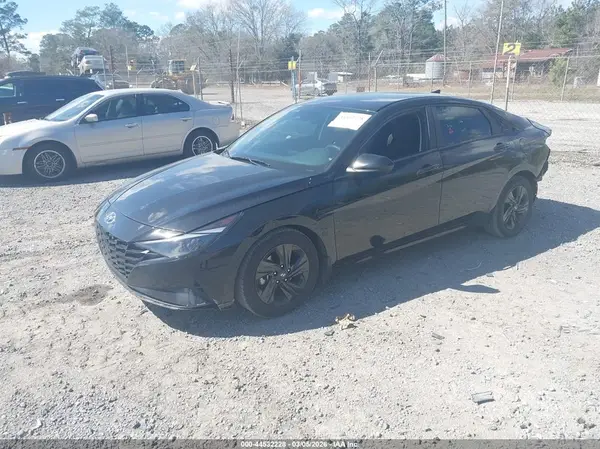 5NPLM4AG4PH118263 2023 HYUNDAI ELANTRA - Image 2
