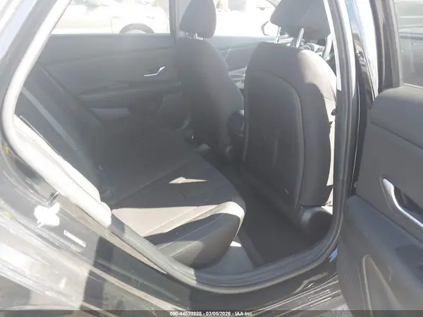 5NPLM4AG4PH118263 2023 HYUNDAI ELANTRA - Image 8