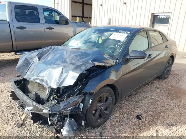5NPLM4AG5MH000881 2021 HYUNDAI ELANTRA - Image 2
