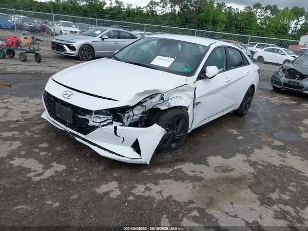 5NPLM4AG5MH001657 2021 HYUNDAI ELANTRA - Image 2