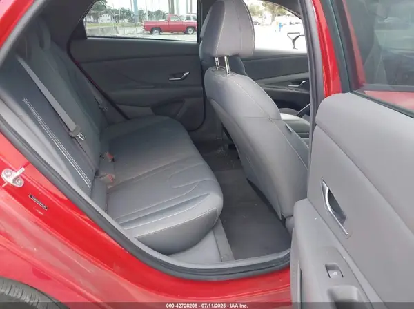 5NPLM4AG5MH004025 2021 HYUNDAI ELANTRA - Image 8