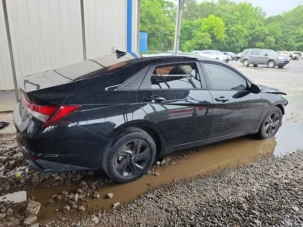 5NPLM4AG5MH022430 2021 HYUNDAI ELANTRA - Image 2