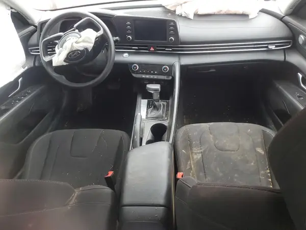 5NPLM4AG5MH025070 2021 HYUNDAI ELANTRA - Image 8