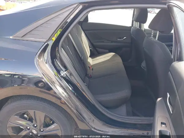 5NPLM4AG5MH028132 2021 HYUNDAI ELANTRA - Image 8