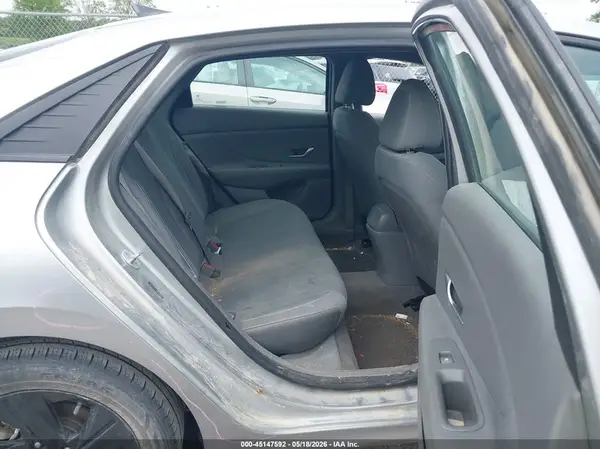 5NPLM4AG5MH029975 2021 HYUNDAI ELANTRA - Image 8