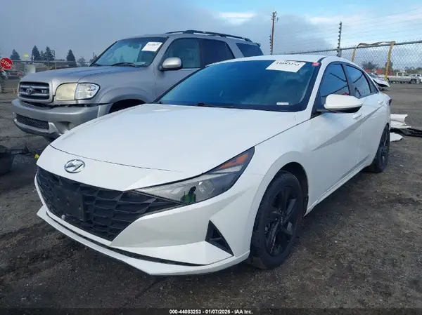 5NPLM4AG5MH030026 2021 HYUNDAI ELANTRA - Image 2