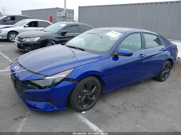 5NPLM4AG5MH035016 2021 HYUNDAI ELANTRA - Image 2