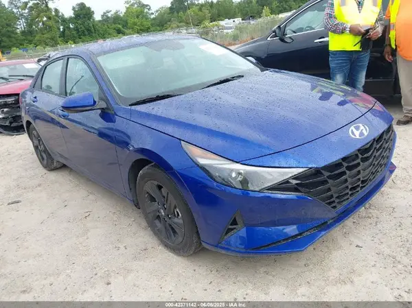 5NPLM4AG5MH037946 2021 HYUNDAI ELANTRA - Image 1