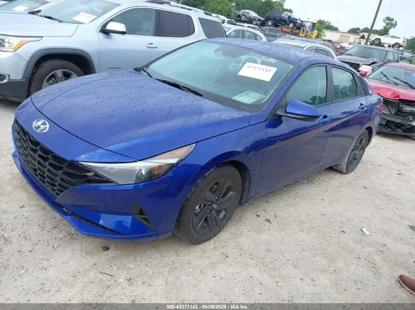 5NPLM4AG5MH037946 2021 HYUNDAI ELANTRA - Image 2