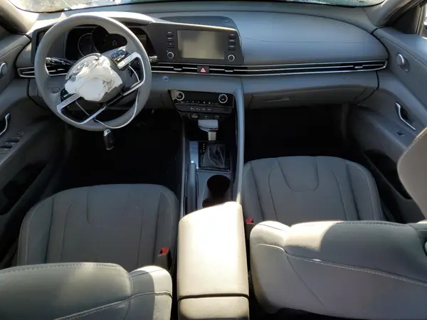 5NPLM4AG5MH040636 2021 HYUNDAI ELANTRA - Image 8