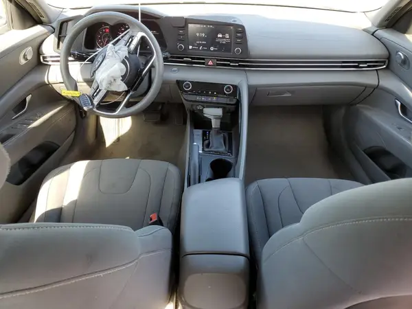 5NPLM4AG5MH043195 2021 HYUNDAI ELANTRA - Image 8