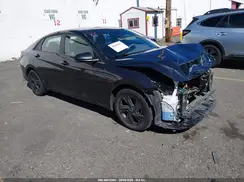 5NPLM4AG5MH045111 2021 HYUNDAI ELANTRA