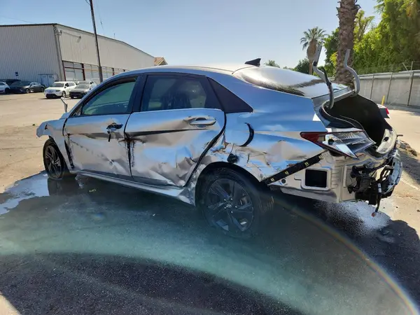 5NPLM4AG5MH051717 2021 HYUNDAI ELANTRA - Image 2