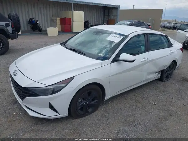 5NPLM4AG5MH052981 2021 HYUNDAI ELANTRA - Image 2