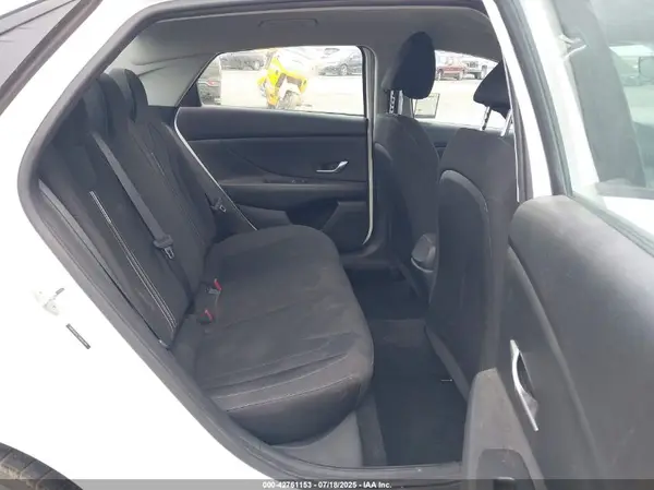 5NPLM4AG5MH052981 2021 HYUNDAI ELANTRA - Image 8