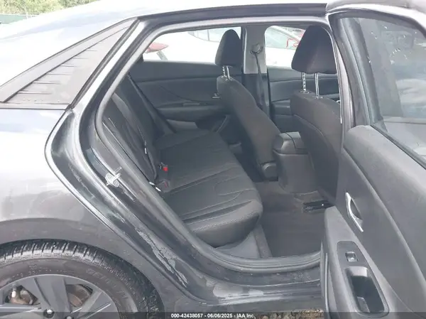 5NPLM4AG5NH058359 2022 HYUNDAI ELANTRA - Image 8