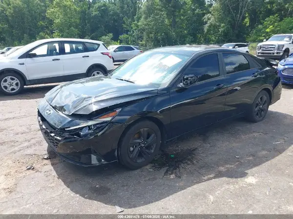 5NPLM4AG5NH064131 2022 HYUNDAI ELANTRA - Image 2