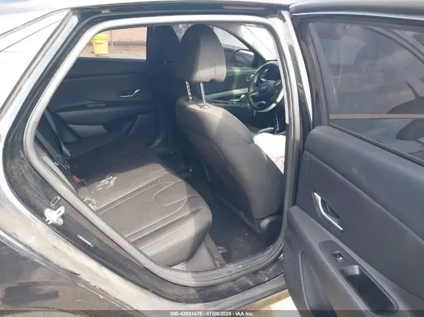 5NPLM4AG5NH064131 2022 HYUNDAI ELANTRA - Image 8