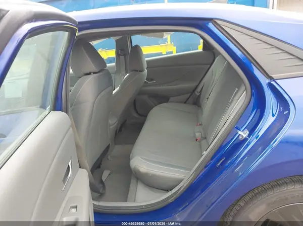5NPLM4AG5NH064386 2022 HYUNDAI ELANTRA - Image 8