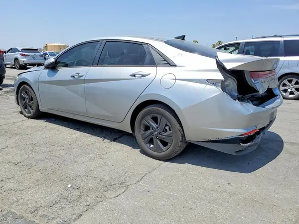 5NPLM4AG5NH064517 2022 HYUNDAI ELANTRA - Image 2
