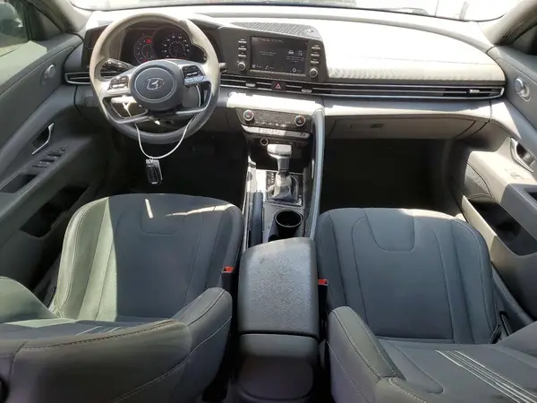 5NPLM4AG5NH064517 2022 HYUNDAI ELANTRA - Image 8