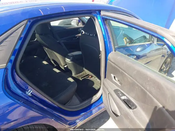 5NPLM4AG5NH066574 2022 HYUNDAI ELANTRA - Image 8