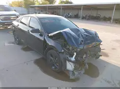 5NPLM4AG5NH067076 2022 HYUNDAI ELANTRA