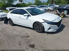 5NPLM4AG5NH067787 2022 HYUNDAI ELANTRA