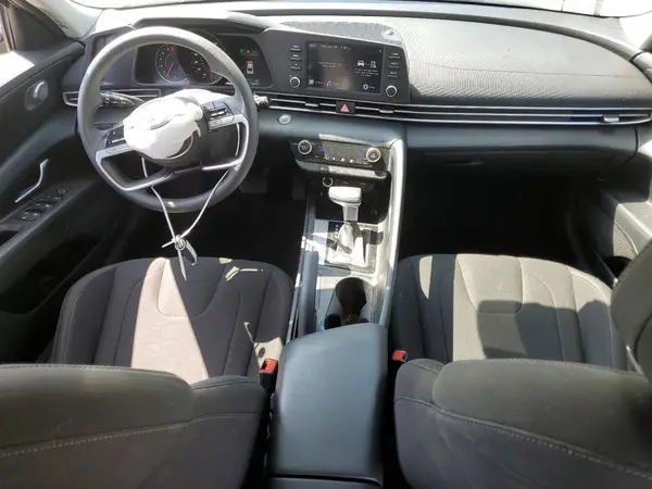 5NPLM4AG5NH070303 2022 HYUNDAI ELANTRA - Image 8