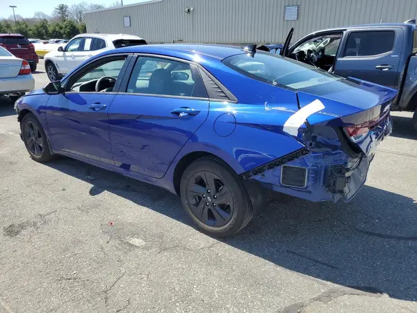 5NPLM4AG5NH074965 2022 HYUNDAI ELANTRA - Image 2