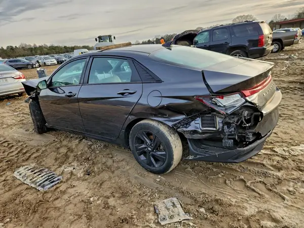 5NPLM4AG5NH077011 2022 HYUNDAI ELANTRA - Image 2