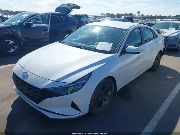 5NPLM4AG5NH078921 2022 HYUNDAI ELANTRA - Image 2