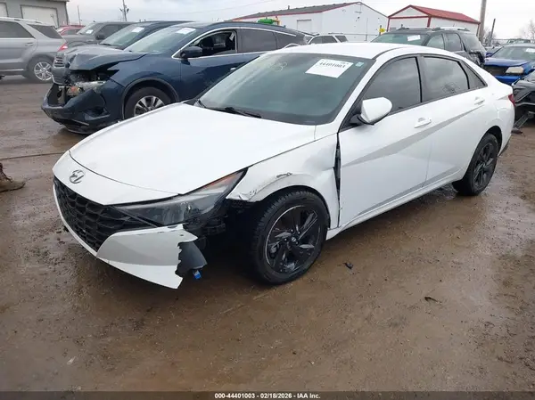 5NPLM4AG5PH088559 2023 HYUNDAI ELANTRA - Image 2