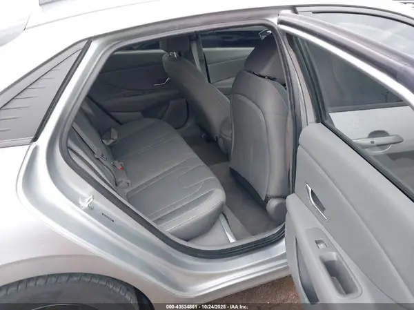 5NPLM4AG5PH089002 2023 HYUNDAI ELANTRA - Image 8